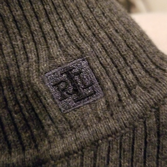 Turtleneck sweater - Picture 2 of 4